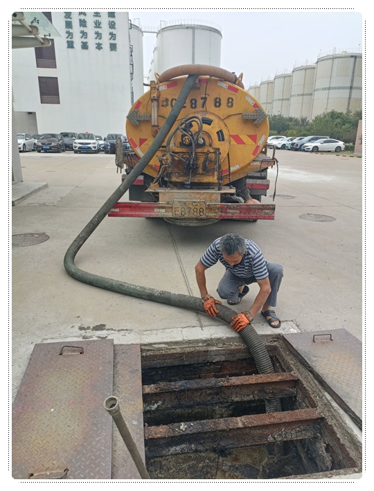 龙江镇隔油池清掏